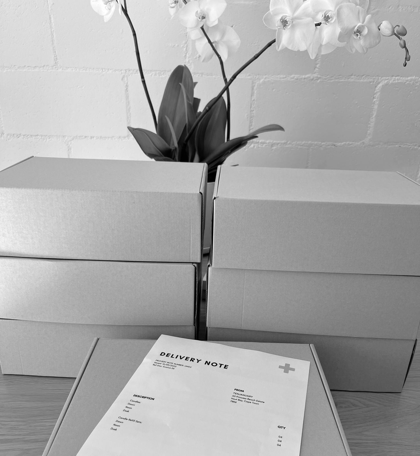 TENJANUARY+ delivery boxes and shipping note